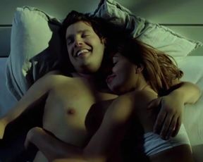 Stephania Potalivo Sexy - Ansigtet (2012)