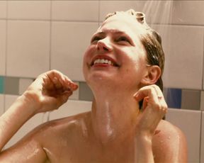 Michelle Williams, Sarah Silverman nude - Take This Waltz (2011)