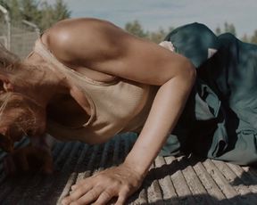 Zara Jestadt nude - The Discarded (2020)