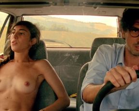 Charlotte Campana nude - La vie sauvage (2017)