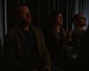 Kristen Wiig Nude - Nobodies s02e06 (2018)