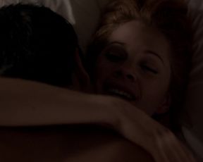Gillian Alexy – The Americans s03e01 (2015) Censorship nude scene