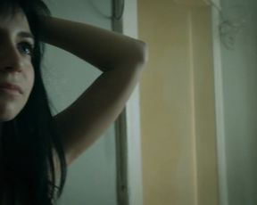 Ludivine Reding nude - Fugueuse s01e10 (2018)