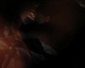 Deborah Kara Unger nude, Annabella Sciorra nude – Whispers In The Dark (1992)