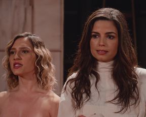 Lorena Comparato nude - Samantha! s02e05 (2019)