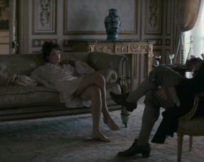 Stacy Martin nude - Dernier amour (2019)