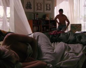 Mircea Monroe - Into the Blue 2 (2009)