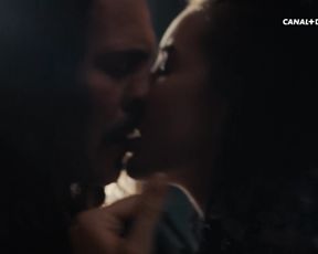 Maddison Jaizani nude - Versailles s03e06 (2018)