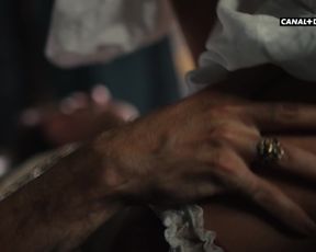 Maddison Jaizani nude - Versailles s03e06 (2018)