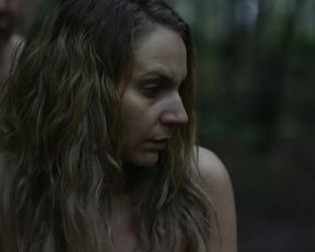 Leane Labreche-Dor, Micheline Lanctot nude - Le rire (2020)