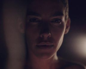 Alina Sueggeler naked - Frida Gold - Langsam (2016) Sexy Video