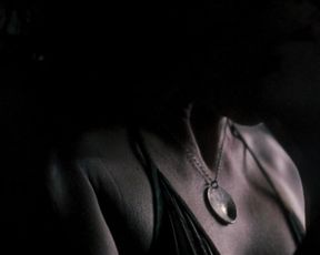 Gillian Anderson - Straightheads (2007)