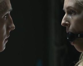 Mille Lehfeldt Nude - Smukke mennesker (2010)