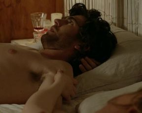 Sanne Langelaar, Sophie Vroegop nude - Alles Is Familie (2012)