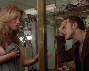 Joanna Krupa Nude, Lynn Collins Sexy - The Dog Problem (2006)