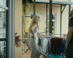 Marianna Zydek nude - Szostka s01e02-03 (2019)