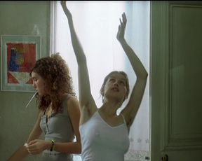 Laetitia_Casta-Le_Grand_appartement-1280x720