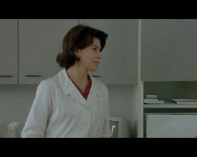 Sophie Seferiades Nude - Nathalie (FR 2003)