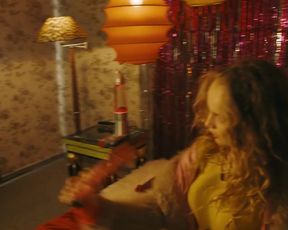 Luise von Finckh, Marie Bloching nude - Kommissarin Lucas s01e28 (2019)