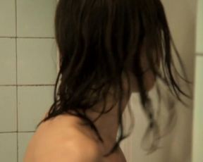 Maria Valverde nude - Madrid, 1987 (2011)