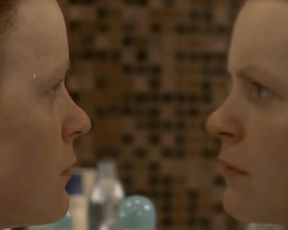 Minna Haapkyla nude – Kuutamolla (2002)