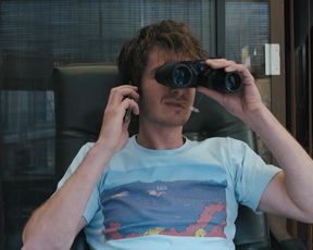 Wendy Vanden Heuvel, Riley Keough nude - Under the Silver Lake (2018)