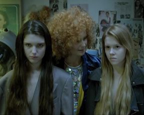 Michalina Olszanska, Magdalena Cielecka, Marta Mazurek, Paulina Galazka  -Corki dancingu (2015)