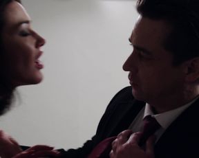 Kirsten Varley naked - 100 Bullets (2016)