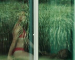 Svenja Jung - Die Chefin s10e05 (2019)