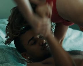 Svenja Jung - Die Chefin s10e05 (2019)