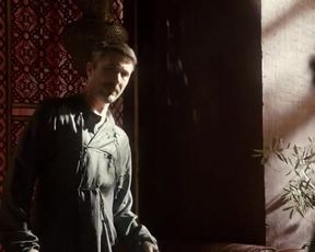 Emily Diamond Nude - Game Of Thrones s01e03 (2011)