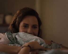Luise Heyer, Antje Traue nude - Dark s02e03 (2019)