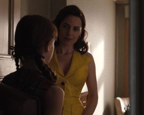 Luise Heyer, Antje Traue nude - Dark s02e03 (2019)