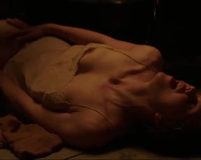 Maggie Gyllenhaal Nude - The Honourable Woman s01e06 (2014)