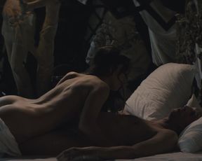 Charlotte Le Bon - Le Grand Mechant Loup (2013)