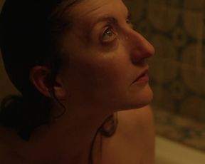 Alice Barnole Topless, Bath Scene, Fantasy, French in 'La nuit m'appelle'