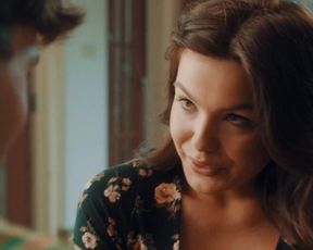 Abbey Hoes, Danielle Koppers Nude, Topless, Comedy Sex, Funny, Blowjob in 'Fissa'