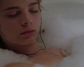 Gabrielle Anwar Nude - Body Snatchers (1993)