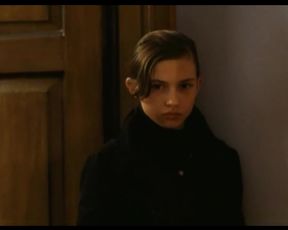 Elsa Zylberstein Nude - Nuit de chien (2008)