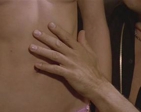 La casa sperduta nel parco 2 - Classic Nude Scenes