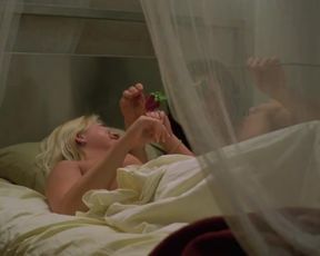 Juliette Danielle Nude - The Room (2003)