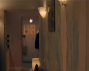 Simona Brown nude – Kiss Me First s01e03 (2018)