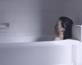 Kya Shin nude - Los Regresos (2014)