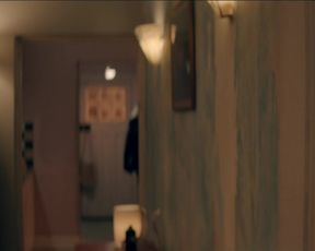 Simona Brown nude - Kiss Me First s01e03 (2018)