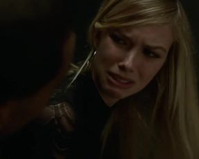 Madison McKinley Nude - Power s01e03 (2014)