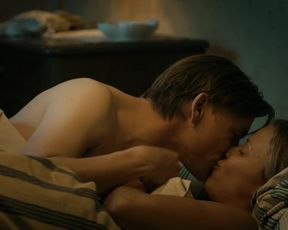 Sophie-Marie Jeppesen nude - Lykke Per s01e01 (2018)
