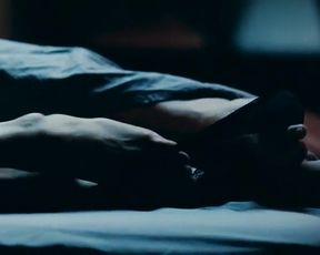 Diane Kruger Nude - Inhale (2010)