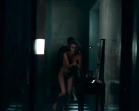 Diane Kruger Nude - Inhale (2010)