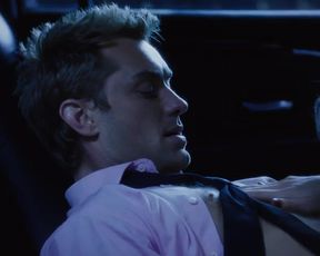 Jane Krakowski Nude - Alfie (2004)