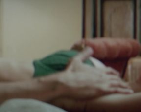 Emily Ratajkowski nude - Welcome Home (2018)